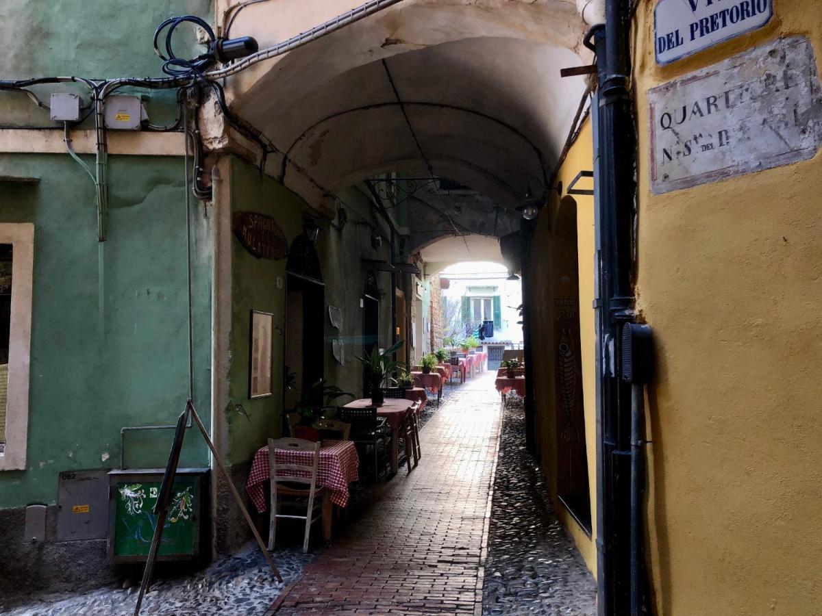 Appartamento Ai Piedi Della Pigna Sanremo Eksteriør bilde